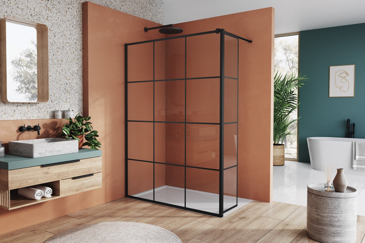مقایسه کابین دوش شیشه‌ای یا کابین دوش طلقی از نظر نصب کابین دوش